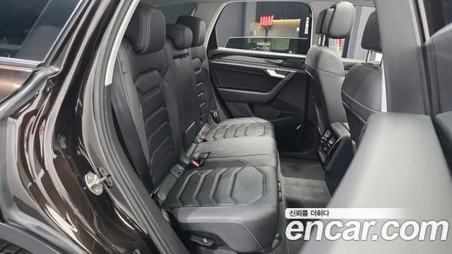 Volkswagen Touareg 2023 thumb 11