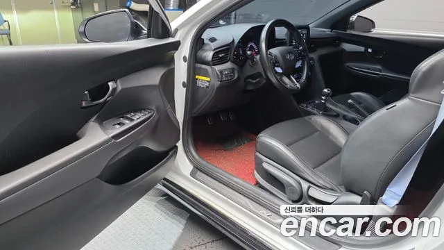 Hyundai Veloster 2019 thumb 10