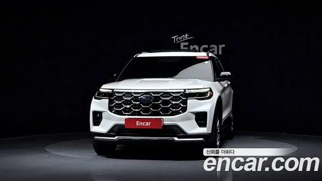 Ford Explorer 2025 thumb 2