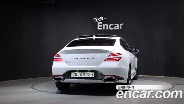 Genesis G70 2022 thumb 4