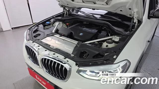 BMW X4 2021 thumb 6