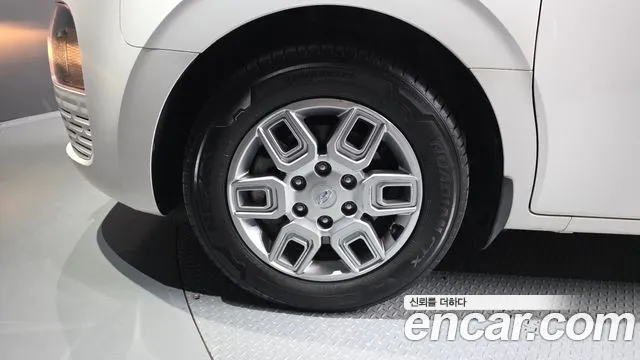 Hyundai Staria 2021 thumb 5