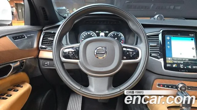 Volvo XC90 2019 thumb 12
