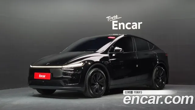Tesla Model Y 2025 thumb 11
