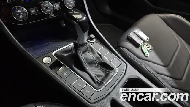 Volkswagen Jetta 2023 thumb 8