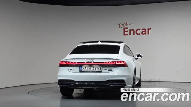 Audi A7 2020 thumb 3