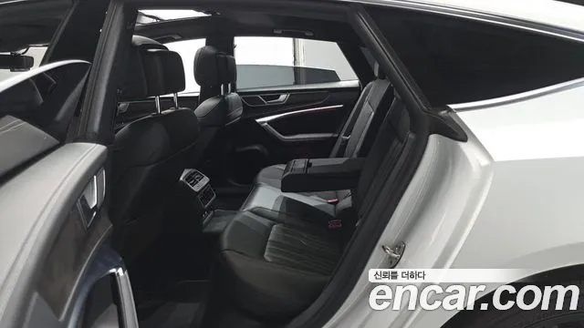 Audi A7 2020 thumb 11