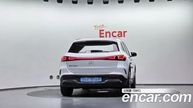 Mercedes-Benz EQA 2023 thumb 4