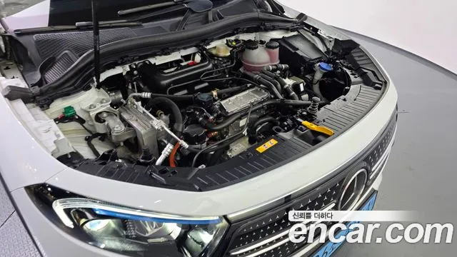 Mercedes-Benz EQA 2023 thumb 6