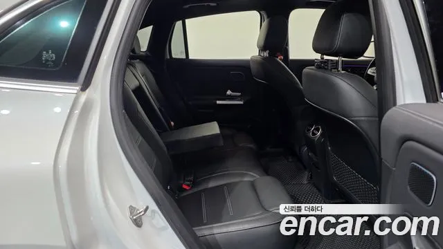Mercedes-Benz EQA 2023 thumb 12