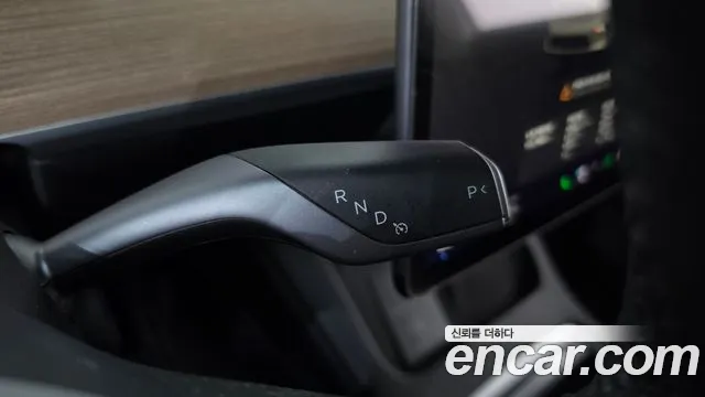 Tesla Model Y 2022 thumb 9