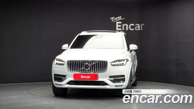 Volvo XC90 2024 thumb 2