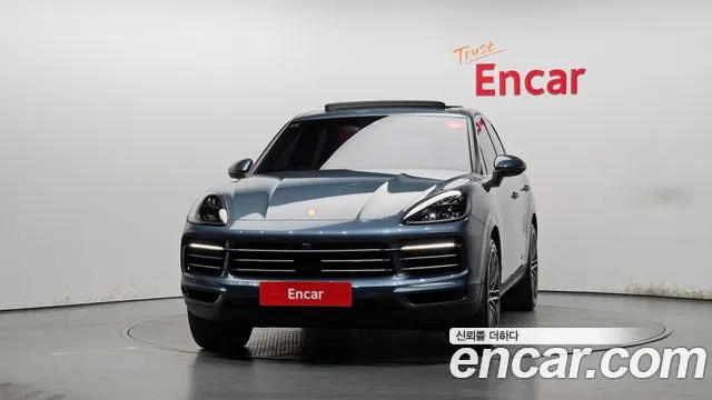 Porsche Cayenne 2019 thumb 3