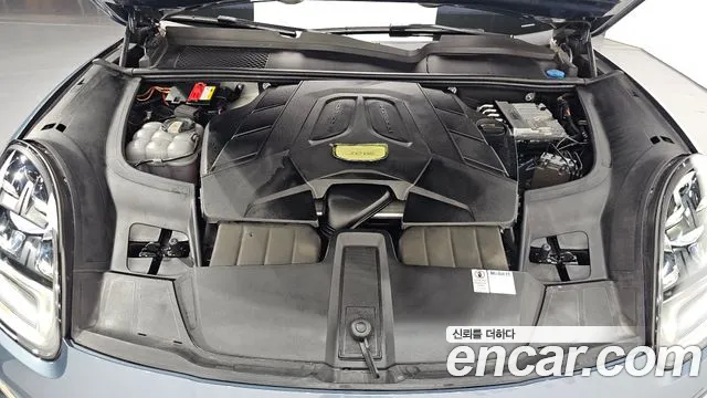 Porsche Cayenne 2019 thumb 6