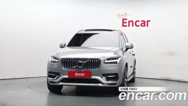 Volvo XC90 2022 thumb 2