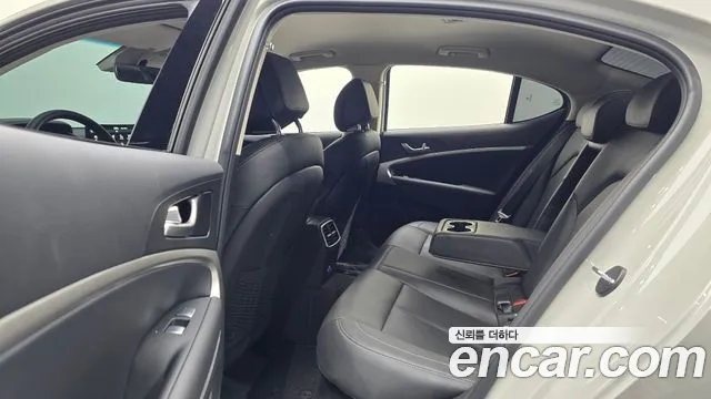 Genesis G70 2026 thumb 12