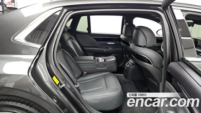 Genesis G90 2022 thumb 12