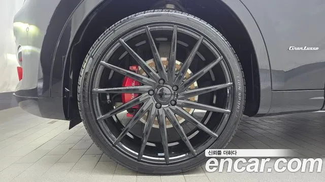 Maserati Levante 2021 thumb 5