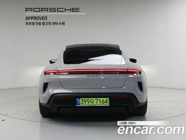 Porsche Taycan 2025 thumb 4