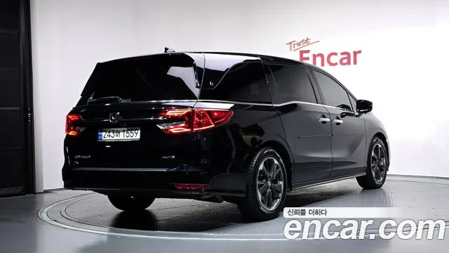 Honda Odyssey 2022 thumb 2