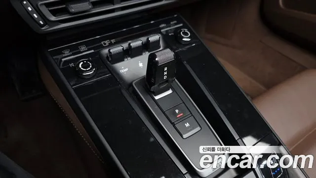 Porsche 911 2022 thumb 9