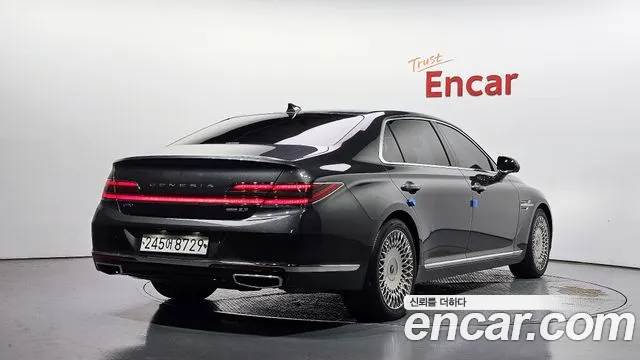 Genesis G90 2019 thumb 2