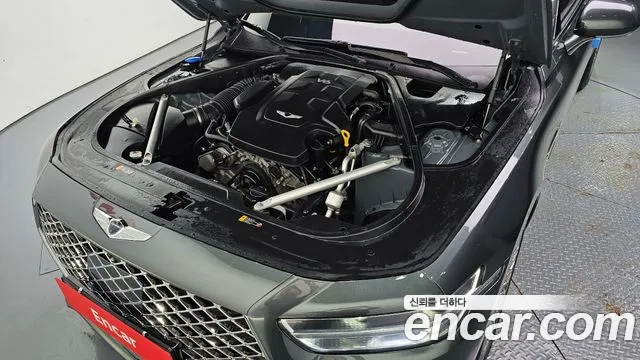 Genesis G90 2019 thumb 6