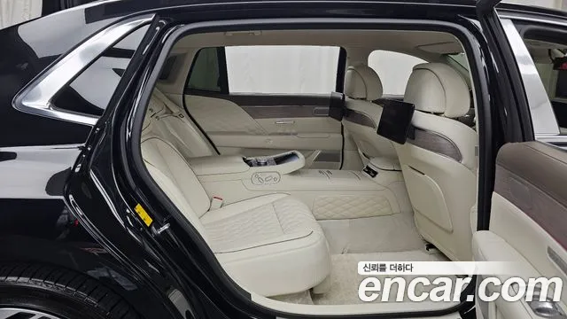 Genesis G90 2024 thumb 12