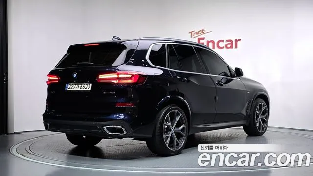 BMW X5 2022 thumb 2