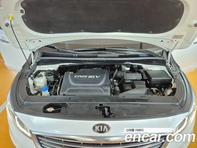 Kia Carnival 2018 thumb 9