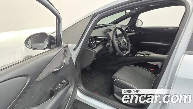 BYD Dolphin 2026 thumb 10