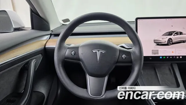 Tesla Model 3 2022 thumb 12