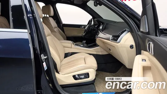 BMW X5 2021 thumb 11