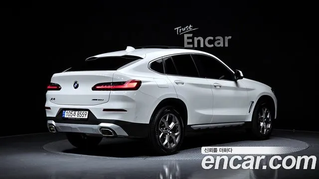 BMW X4 2022 thumb 2