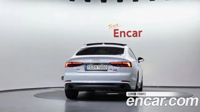 Audi A5 2019 thumb 4