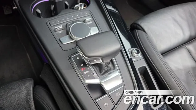 Audi A5 2019 thumb 9