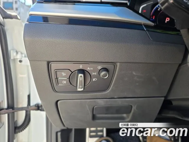 Volkswagen Arteon 2023 thumb 10