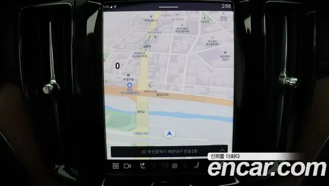 Volvo XC60 2024 thumb 10