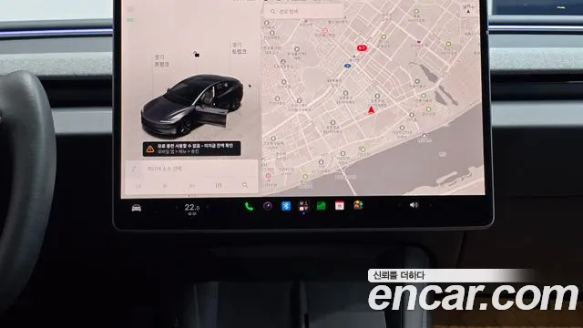 Tesla Model 3 2025 thumb 12