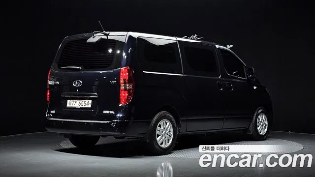 Hyundai Starex 2019 thumb 2