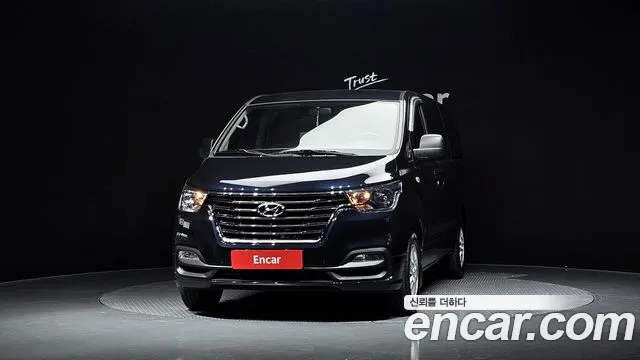 Hyundai Starex 2019 thumb 3