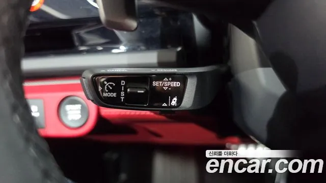 Porsche Panamera 2025 thumb 12