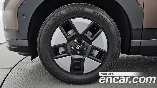 Hyundai Santa Fe 2024 thumb 4