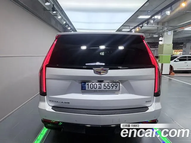 Cadillac Escalade 2023 thumb 4