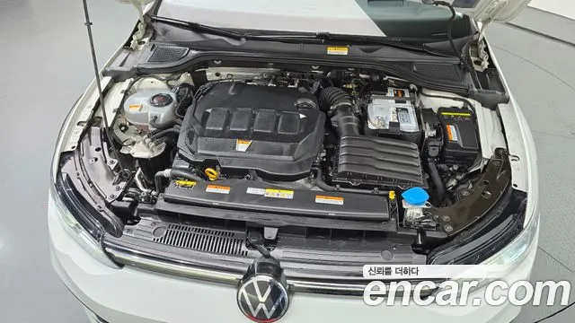 Volkswagen Golf Sportsvan 2022 thumb 6