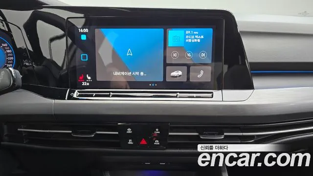 Volkswagen Golf Sportsvan 2022 thumb 12