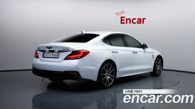 Genesis G70 2020 thumb 2