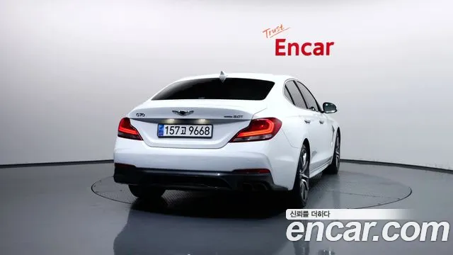 Genesis G70 2020 thumb 4
