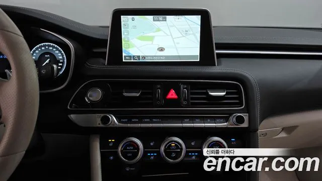 Genesis G70 2020 thumb 12