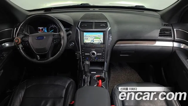Ford Explorer 2019 thumb 7